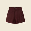 Short droit avec pinces bordeaux femme