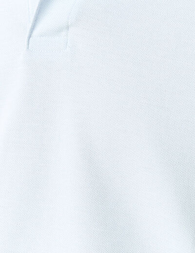 Polo cintr&eacute; en coton manches courtes bleu clair homme