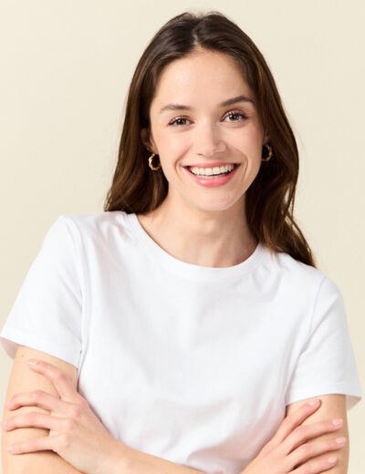T-shirt cintr&eacute; col rond manches courtes blanc femme