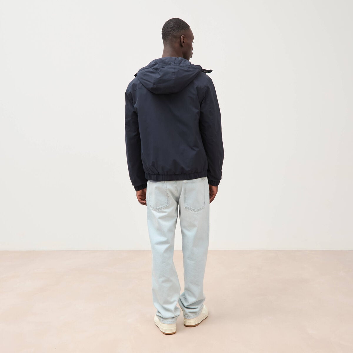 Parka coupe r&eacute;guli&egrave;re &agrave; capuche bleu marine homme