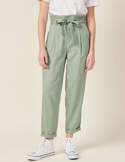 Pantalon carotte ceinturé vert olive femme