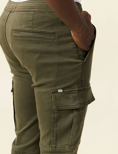 Pantalon battle bas resserré vert kaki homme