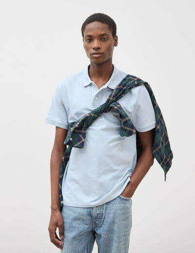 Polo cintr&eacute; en coton manches courtes bleu ciel homme