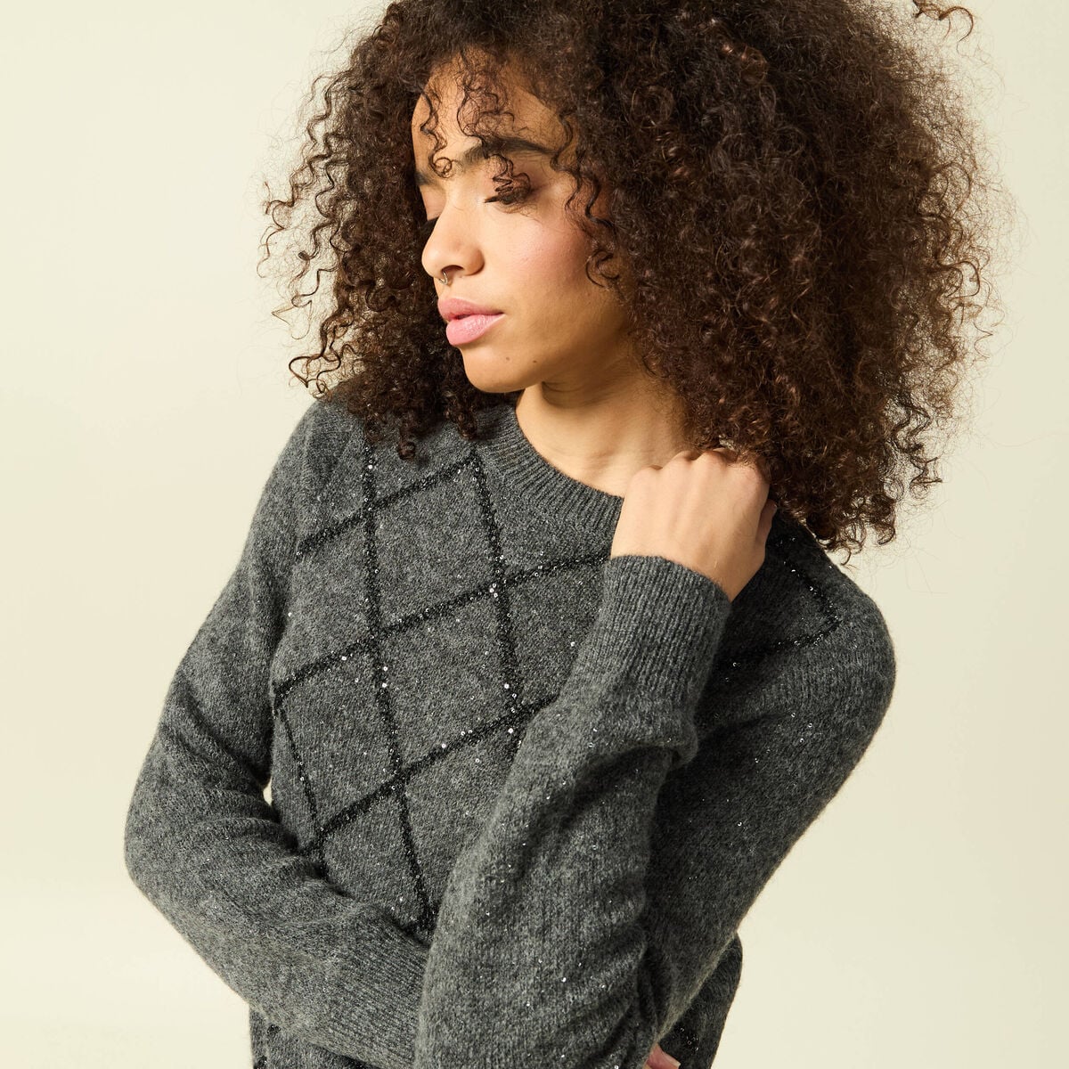 Pull manches longues &agrave; sequins gris fonc&eacute; femme