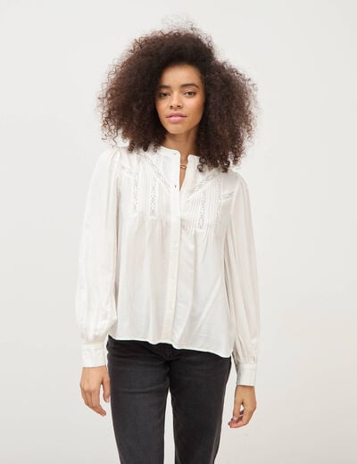 Blouse ajour&eacute;e col rond manches longues ecru femme