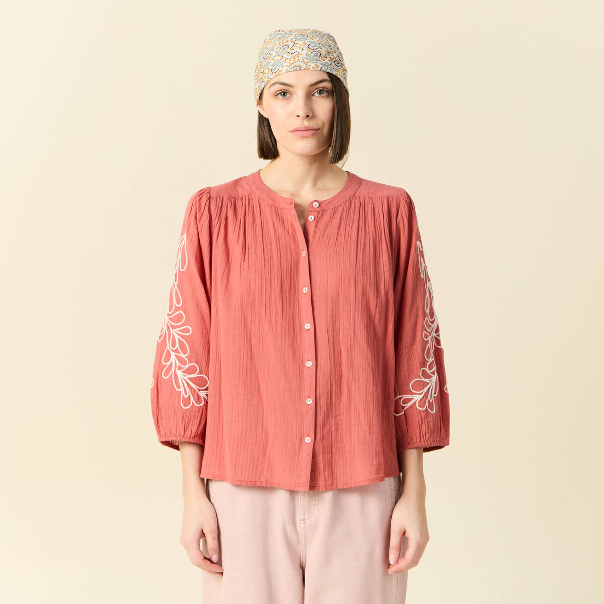 Chemise manches 3/4 brodée rose framboise femme