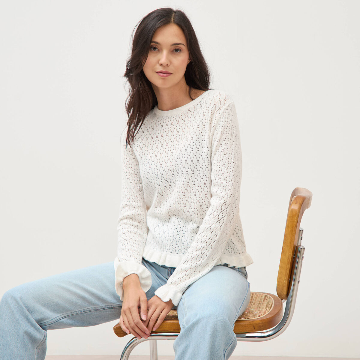 Pull ajour&eacute; col rond manches longues ecru femme