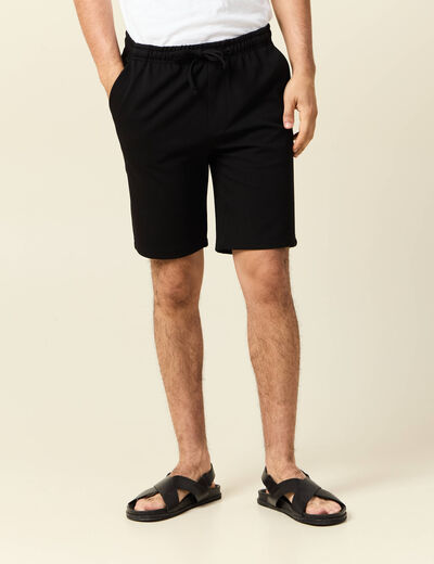 Short droit avec cordon noir homme