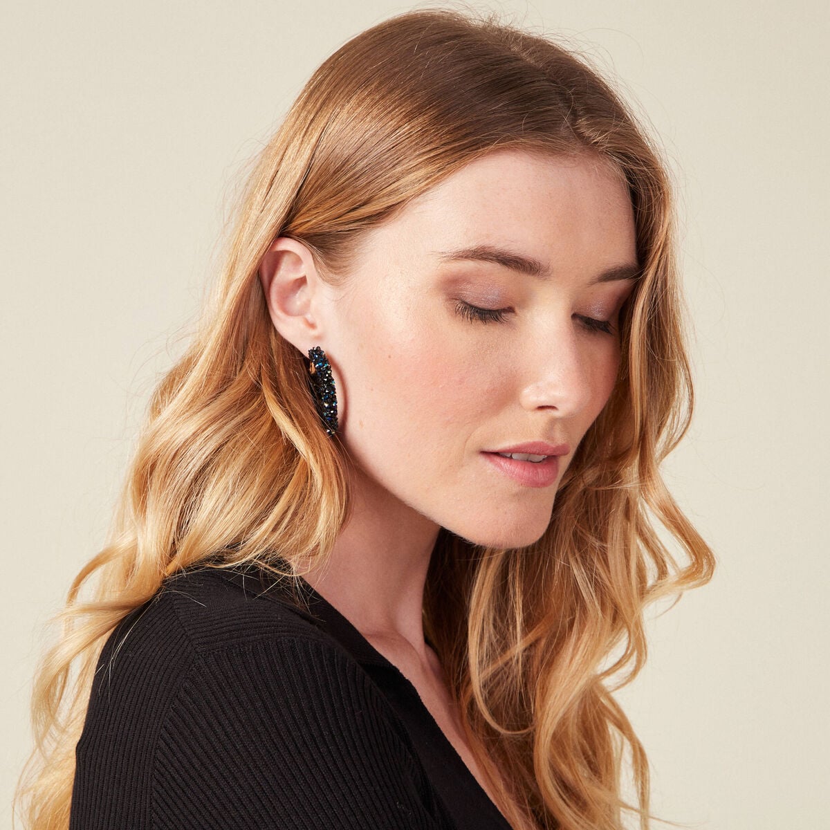 Boucles d'oreilles cr&eacute;oles noir femme