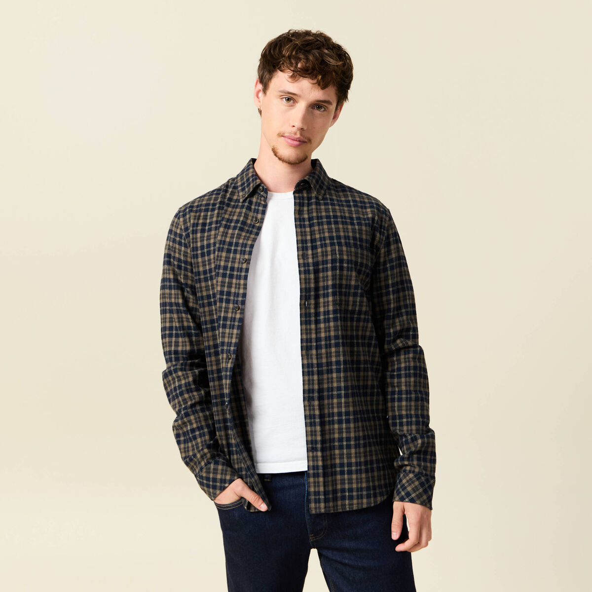 Chemise col classique manches longues vert kaki homme