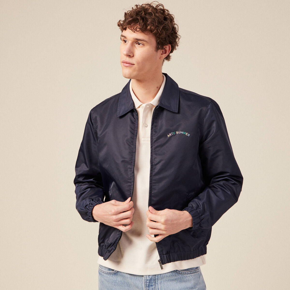 Veste broderie bas resserr&eacute; bleu marine homme
