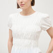 T-shirt fronc&eacute; col rond manches courtes ecru femme