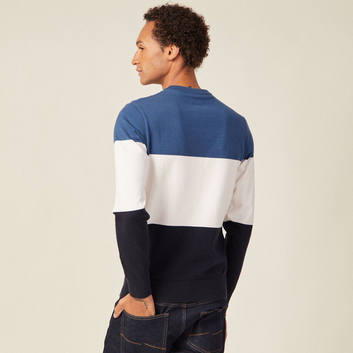 Pull manches longues col rond bleu fonc&eacute; homme