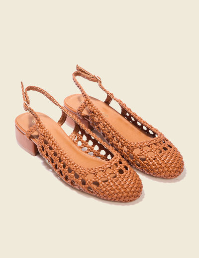 Escarpins sling back tressés marron femme
