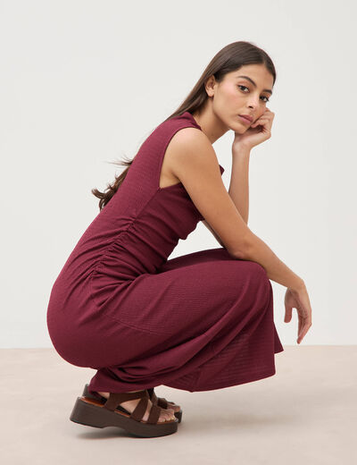 Robe longue cintr&eacute;e sans manches bordeaux femme