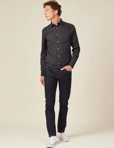 Chemise cintr&eacute;e en coton manches longues noir homme