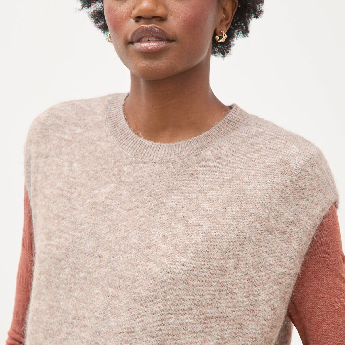 Pull droit court sans manches col rond marron clair femme