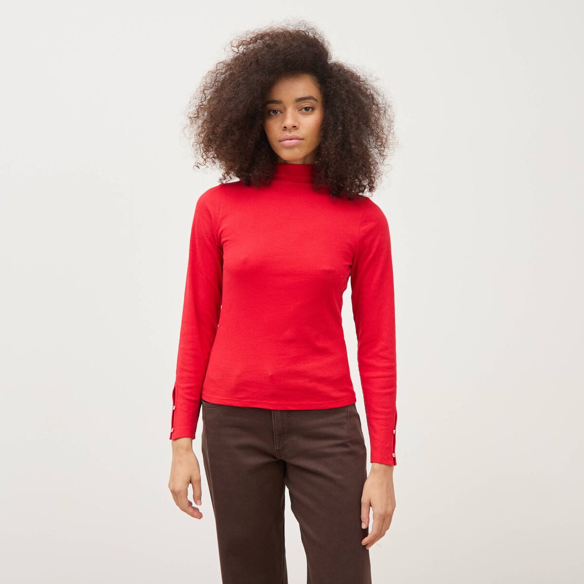 T-shirt cintr&eacute; manches longues rouge femme