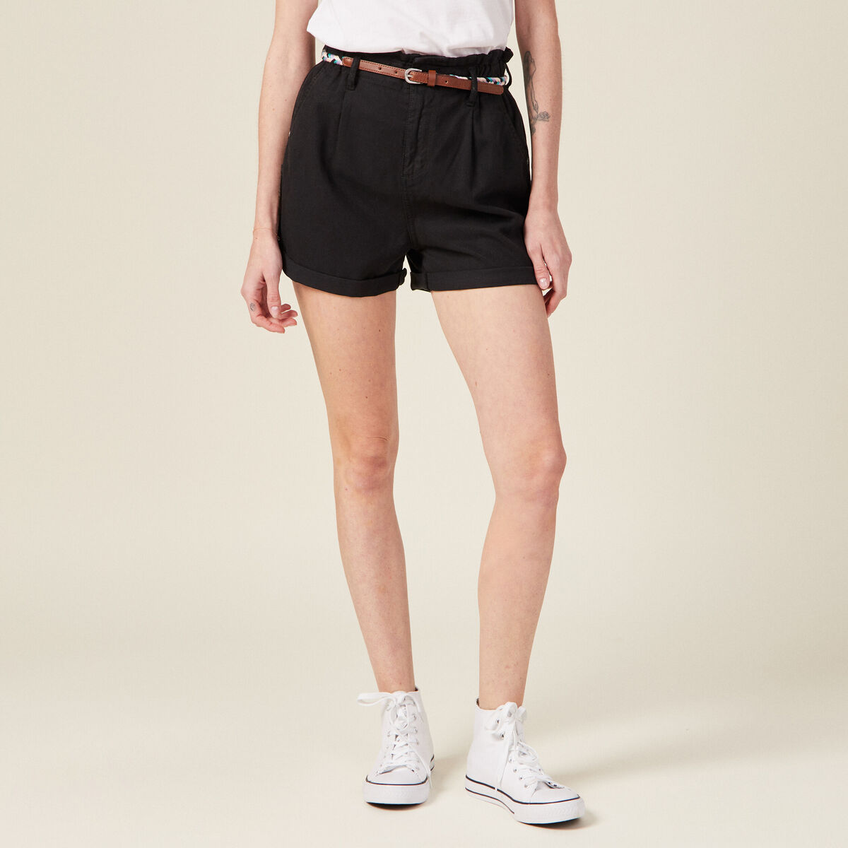 Short paperbag ceinturé noir femme