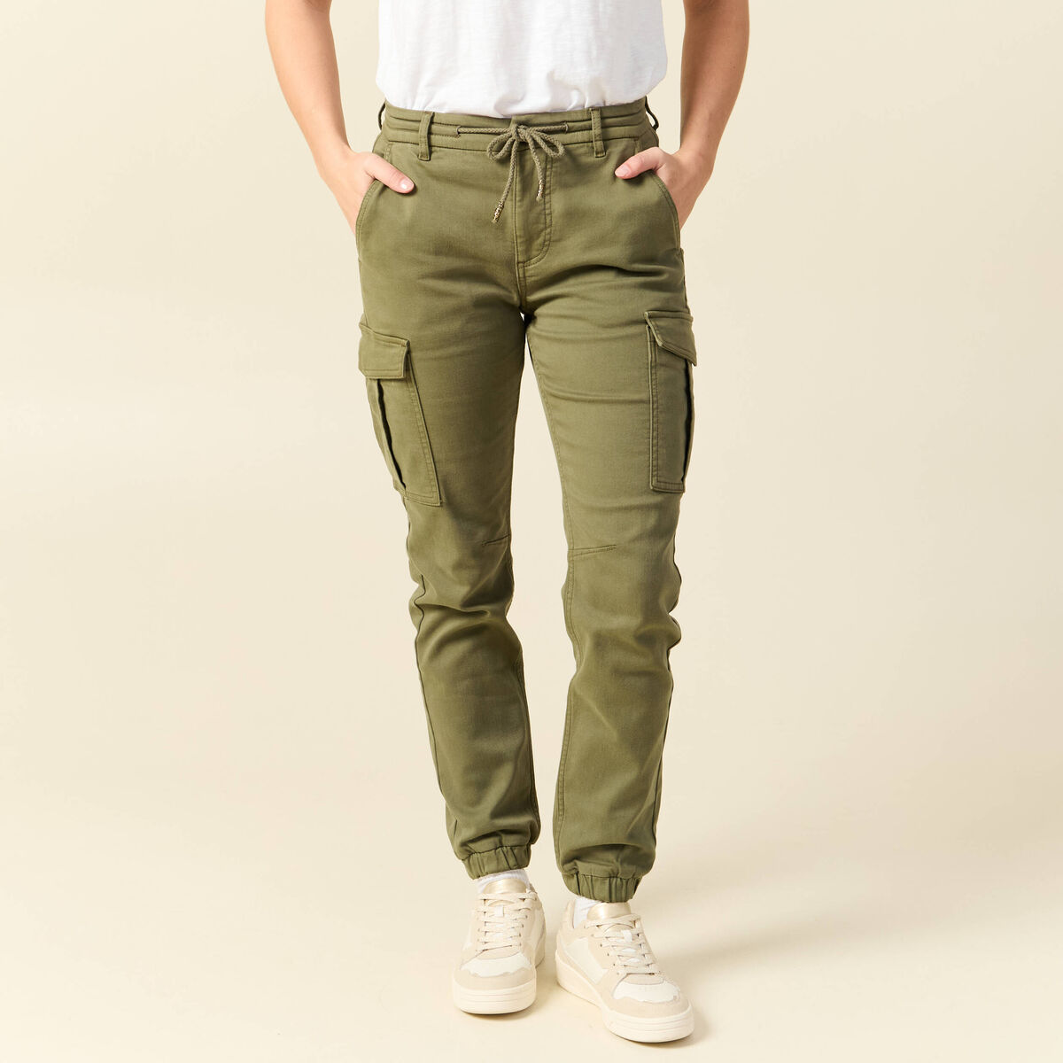 Pantalon cargo battle 7/8&egrave;me en maille vert kaki femme