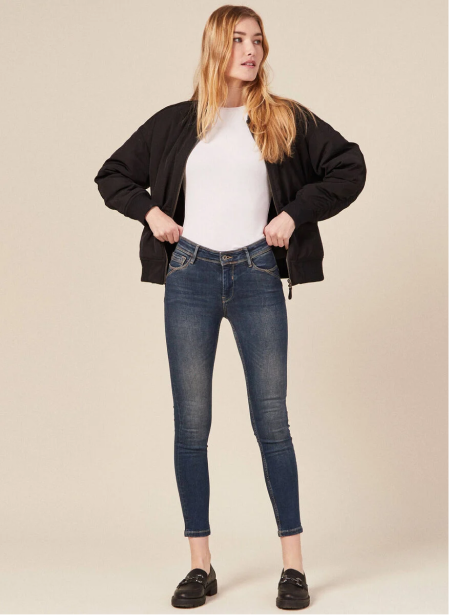 slim femme