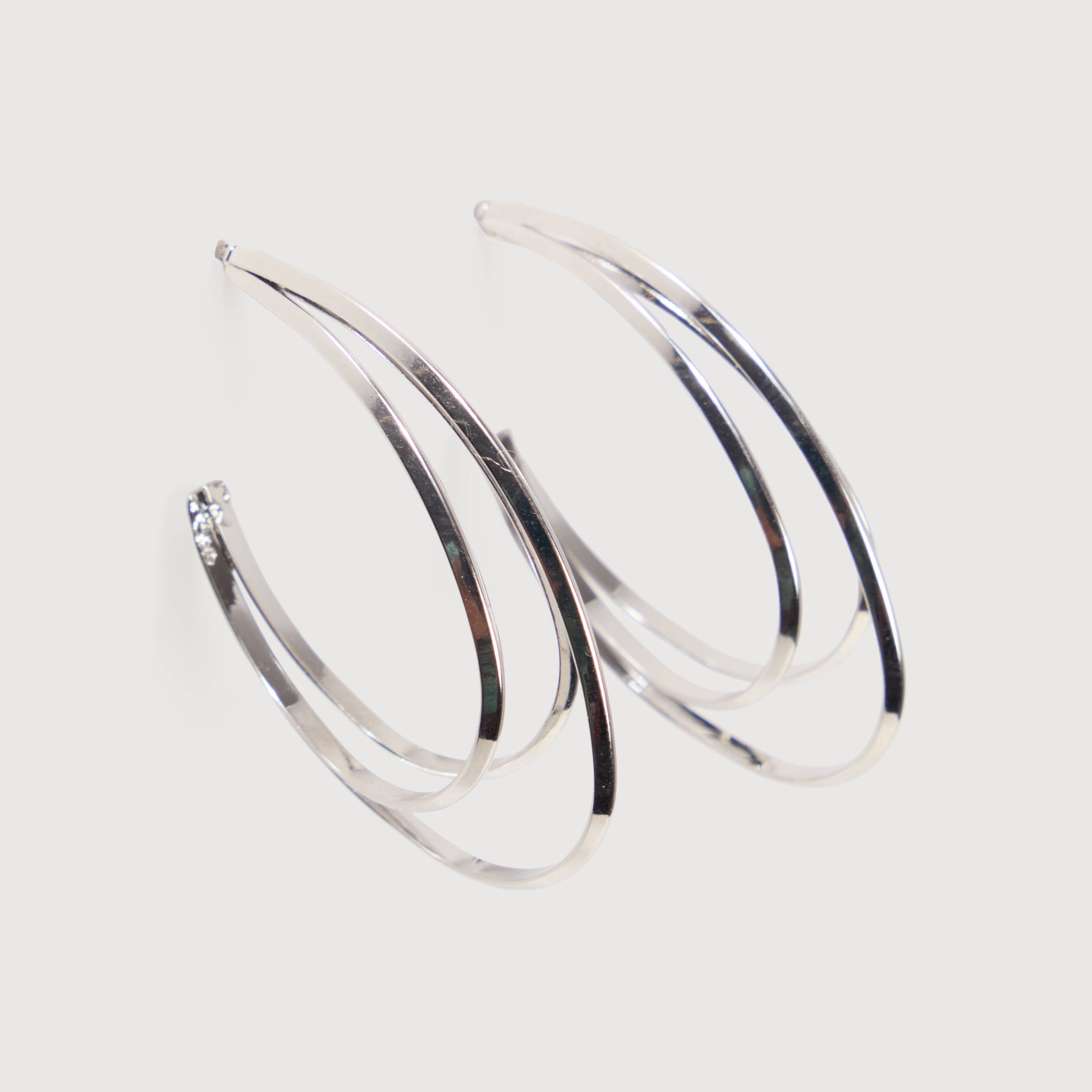 Boucles d'oreilles couleur argent femme