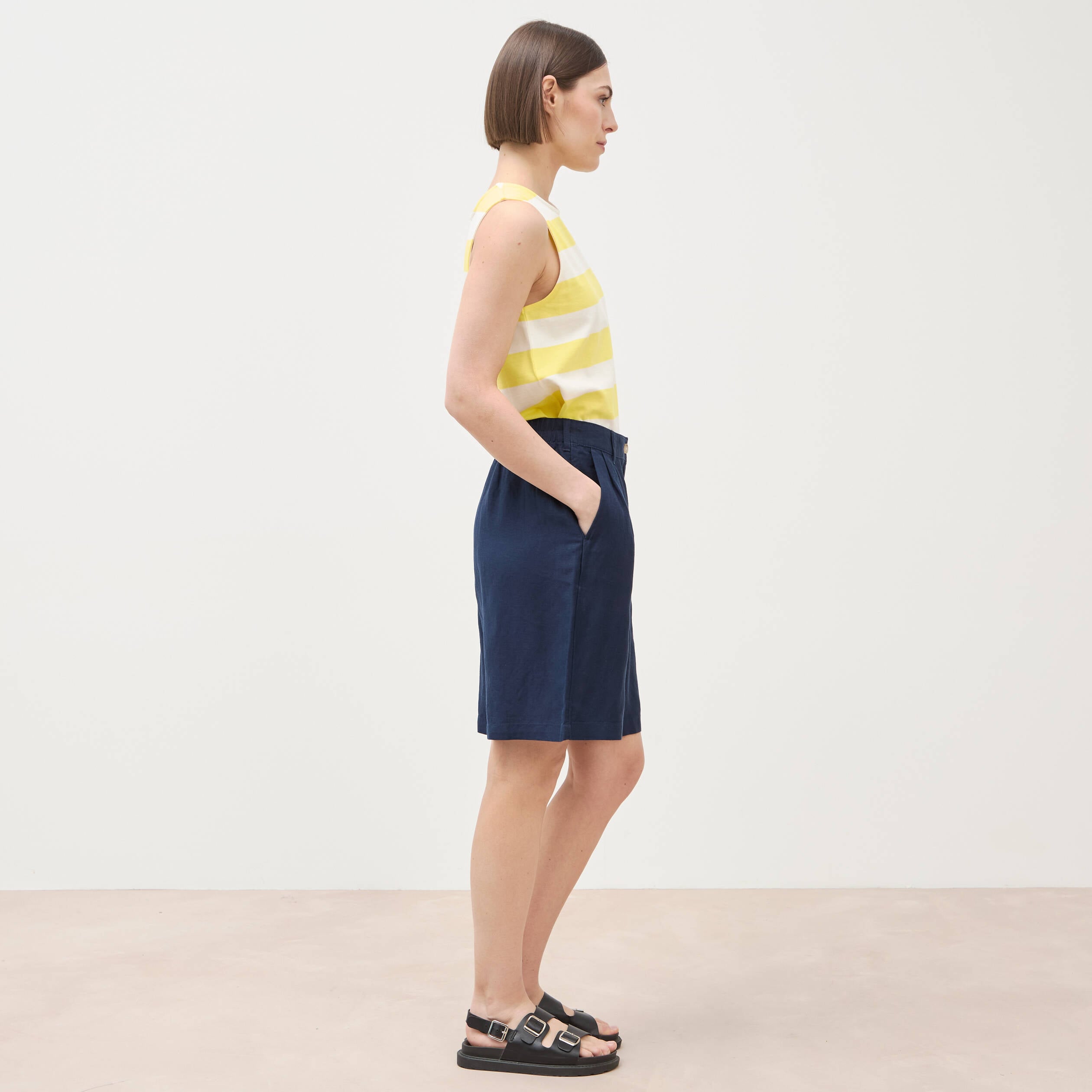 Short taille haute bleu marine femme