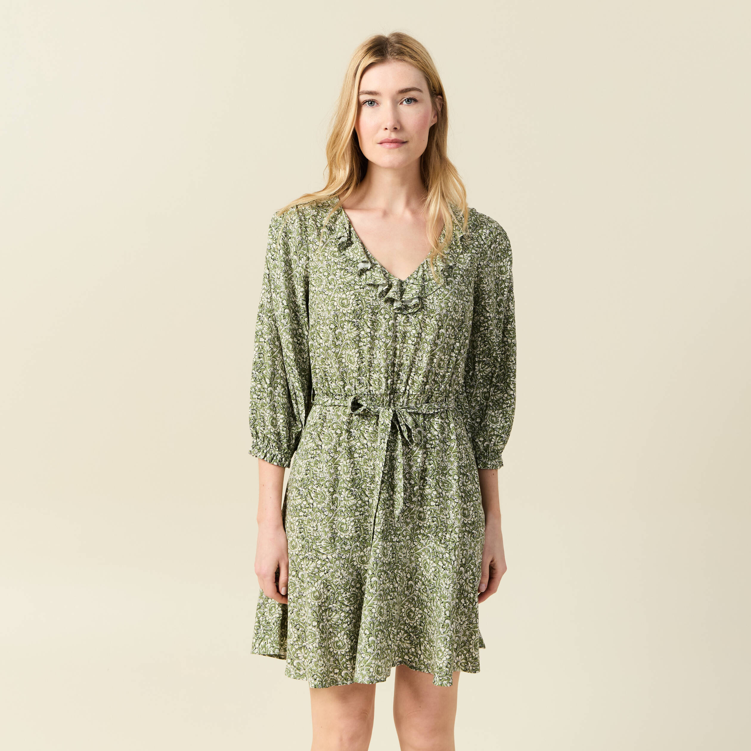 robe evasee ceinturee vert kaki femme Robe évasée ceinturée vert kaki femme