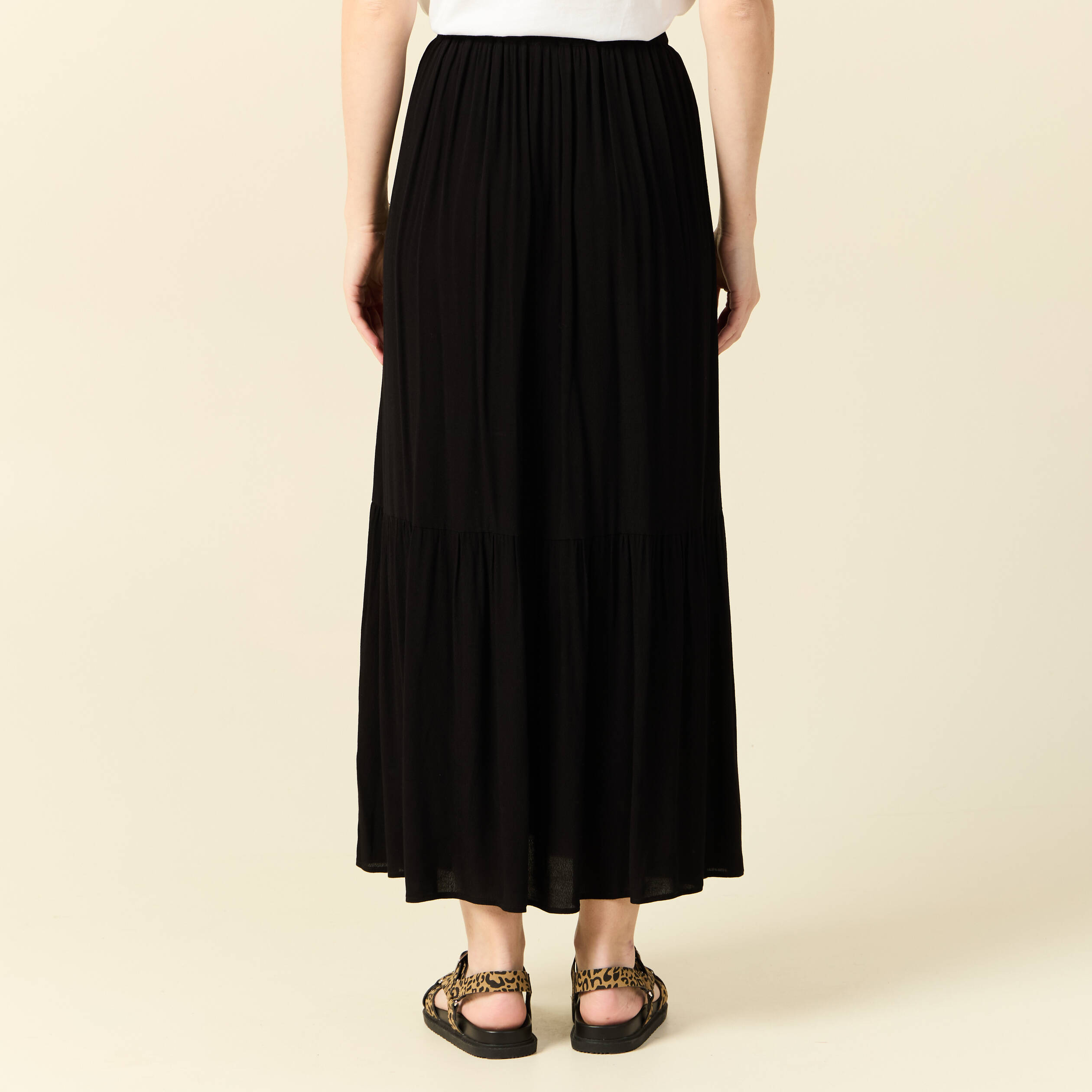 jupe longue evasee noir femme Jupe longue évasée noir femme