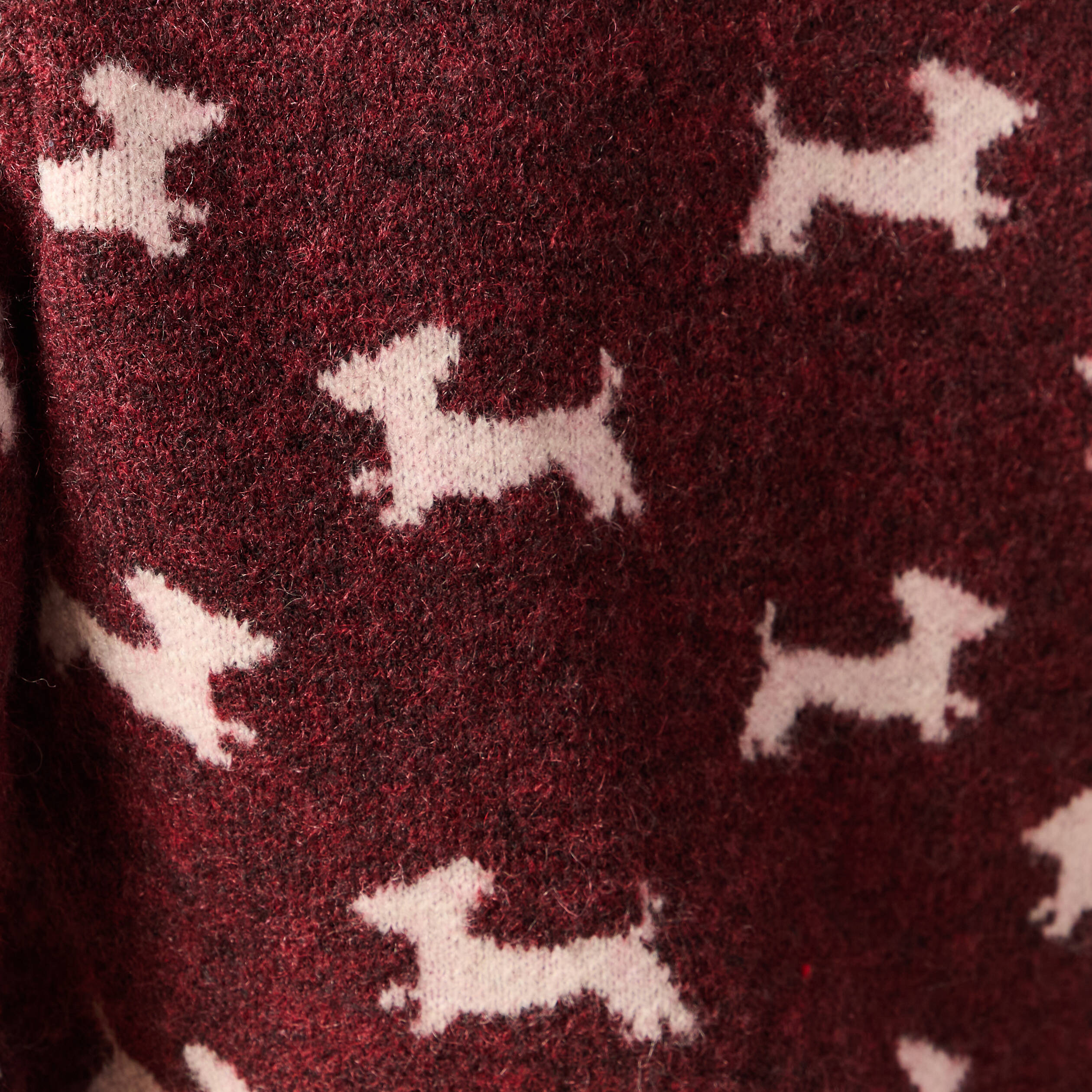 Pull de no&euml;l col rond manches longues prune femme