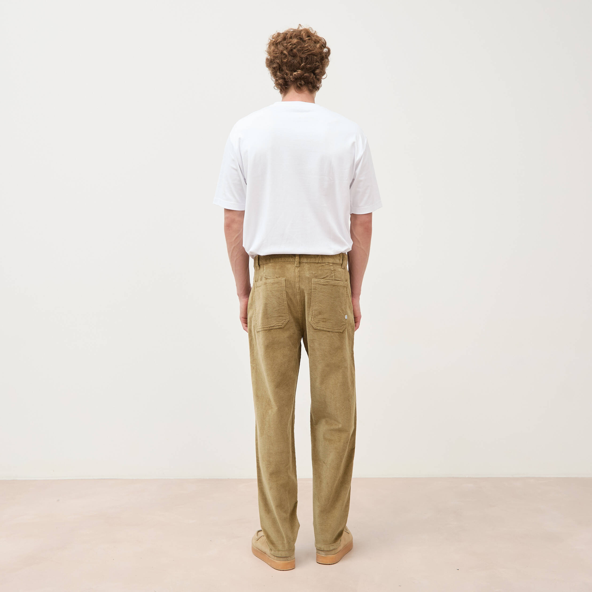 Pantalon droit en velours longueur 32 vert kaki homme