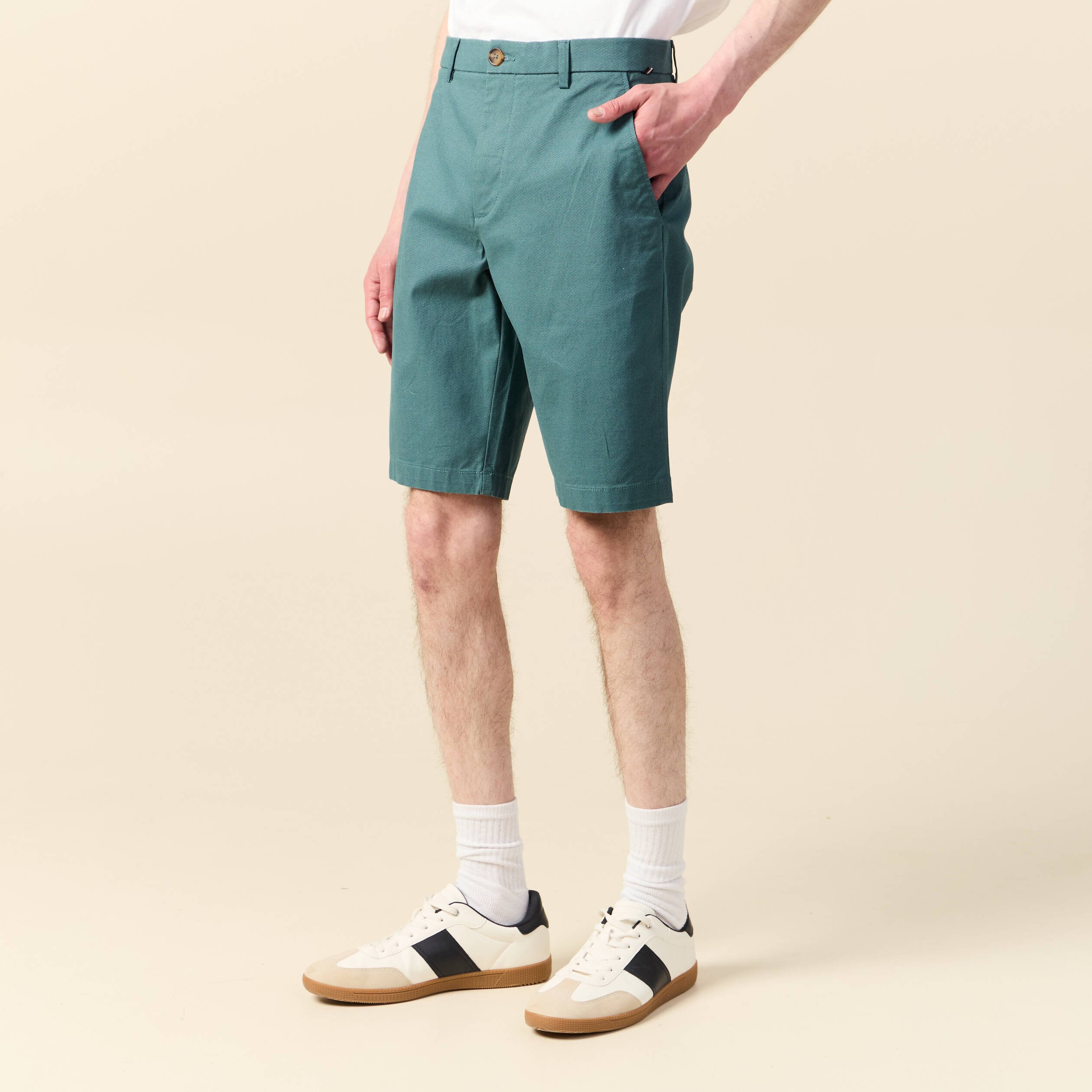 bermuda droit eco responsable vert fonce homme Bermuda droit éco-responsable vert foncé homme