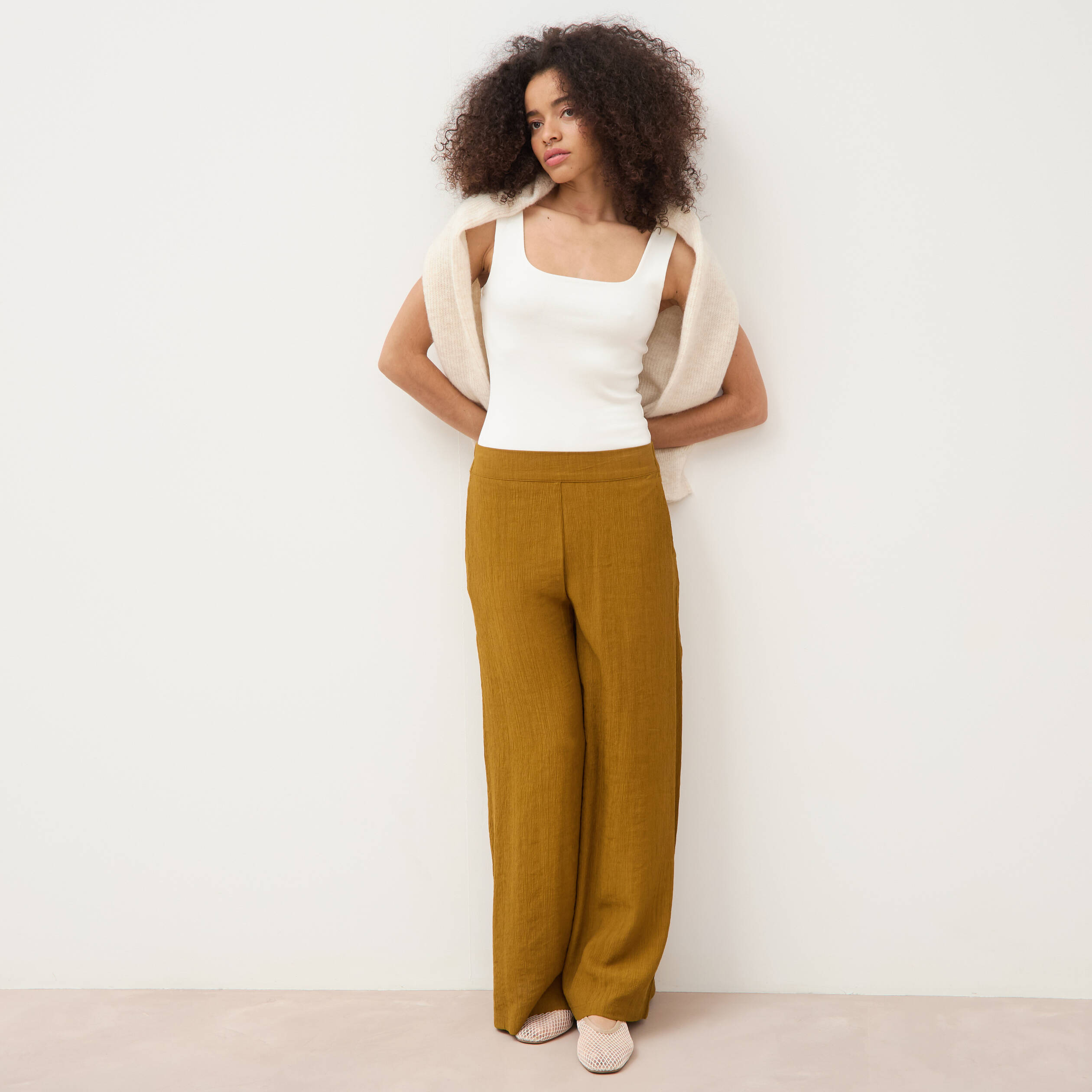 Pantalon large taille haute fluide vert olive femme
