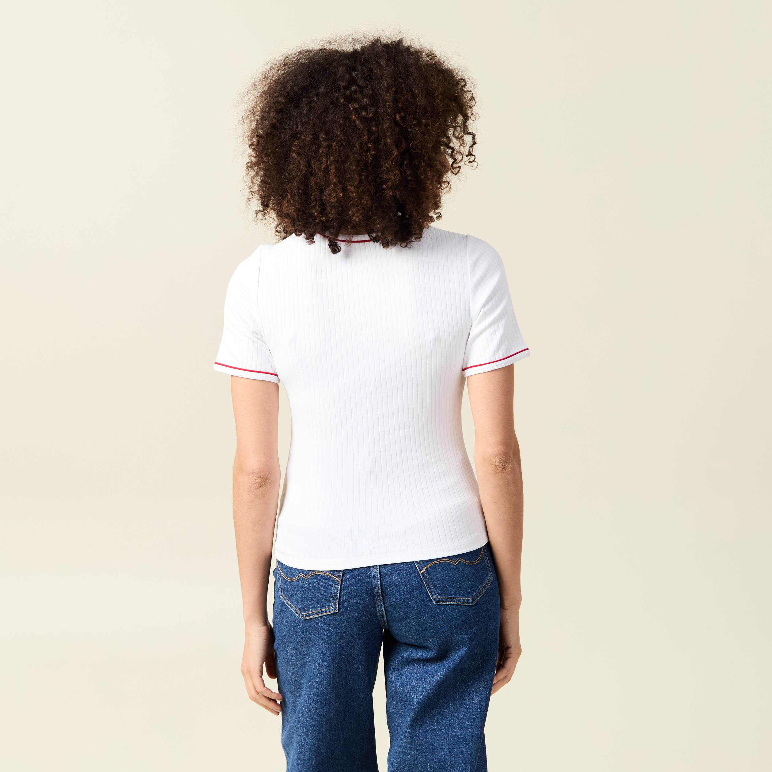 short ajuste court manches courtes blanc femme Short ajusté court manches courtes blanc femme