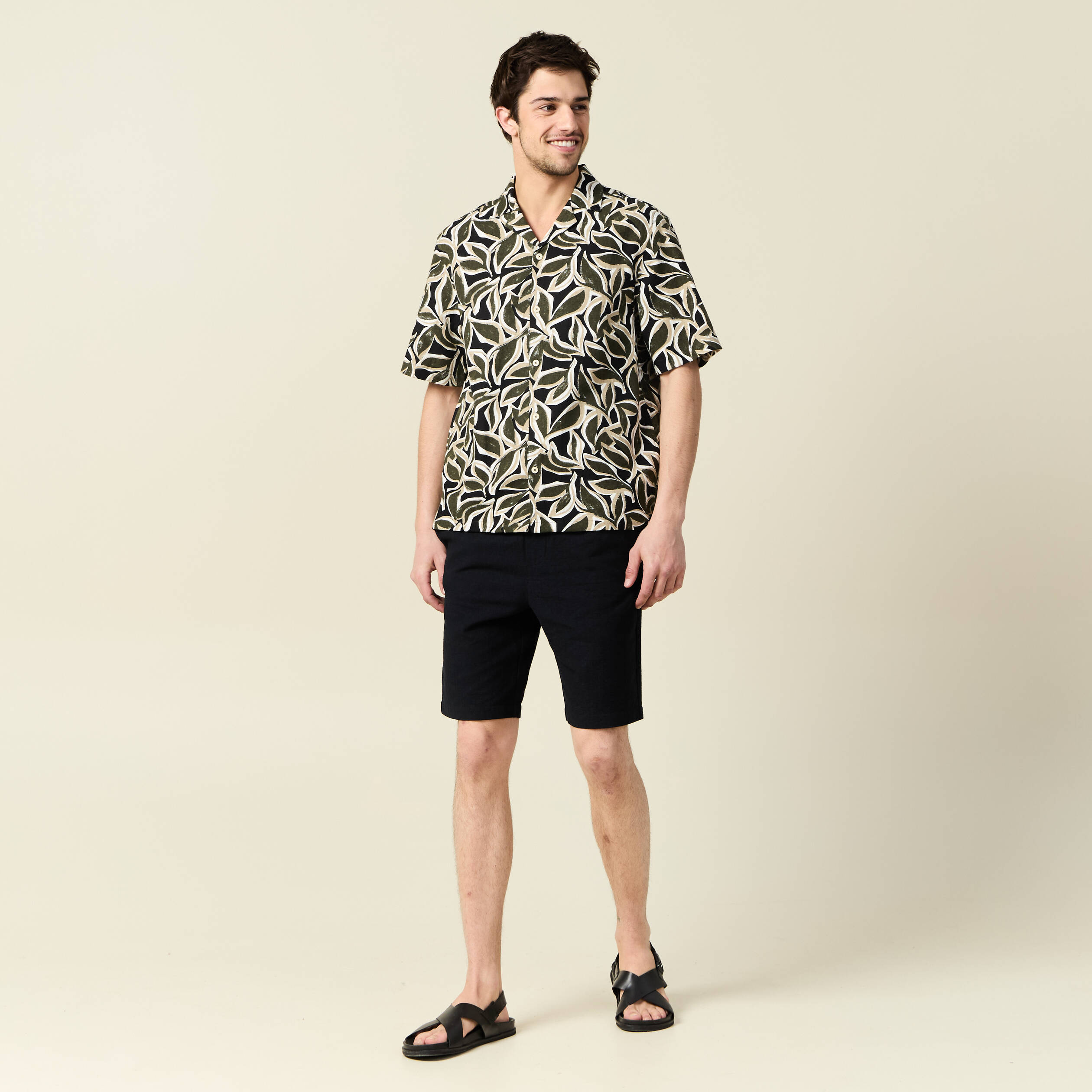 chemise manches courtes noir homme Chemise manches courtes noir homme