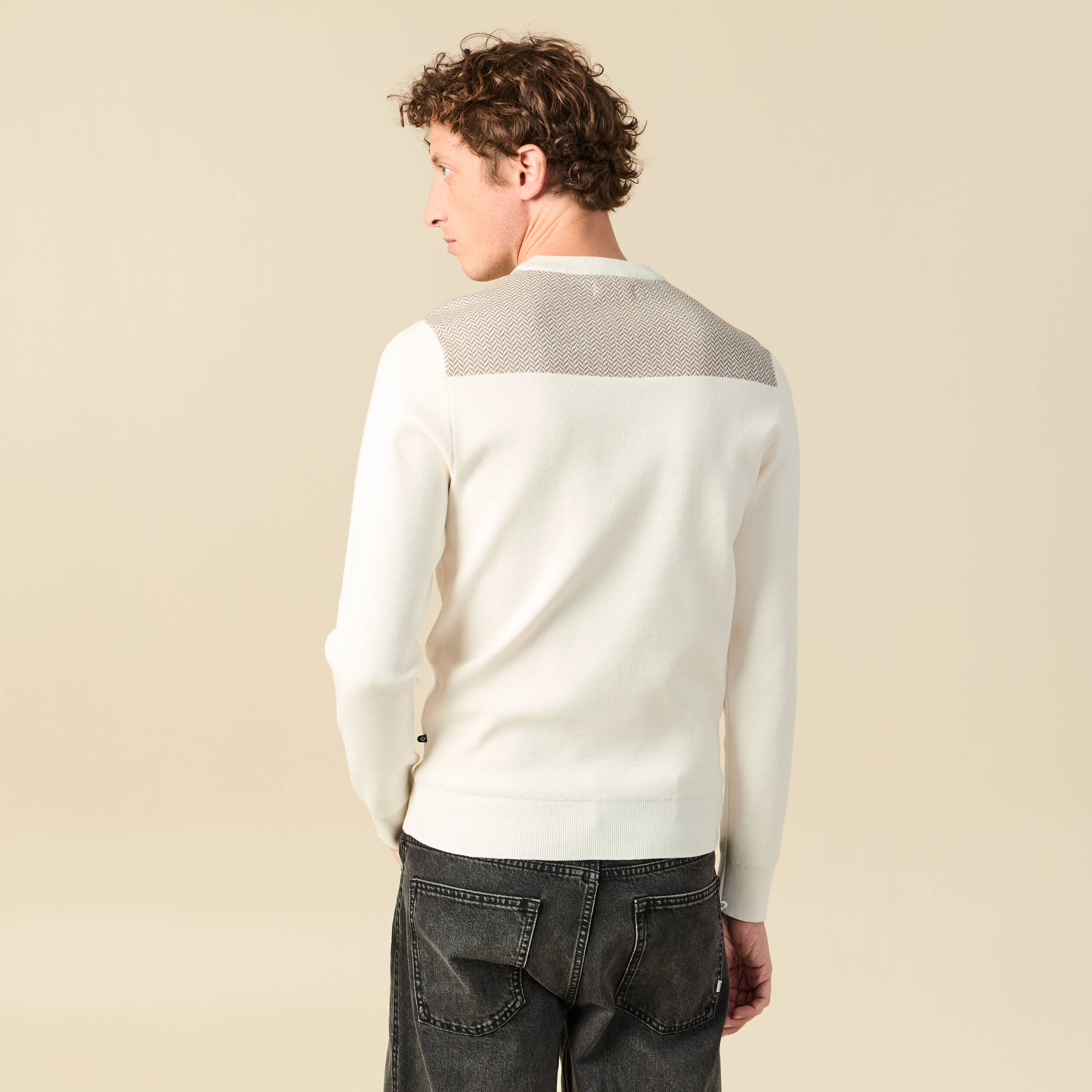 Pull fin col rond manches longues ecru homme