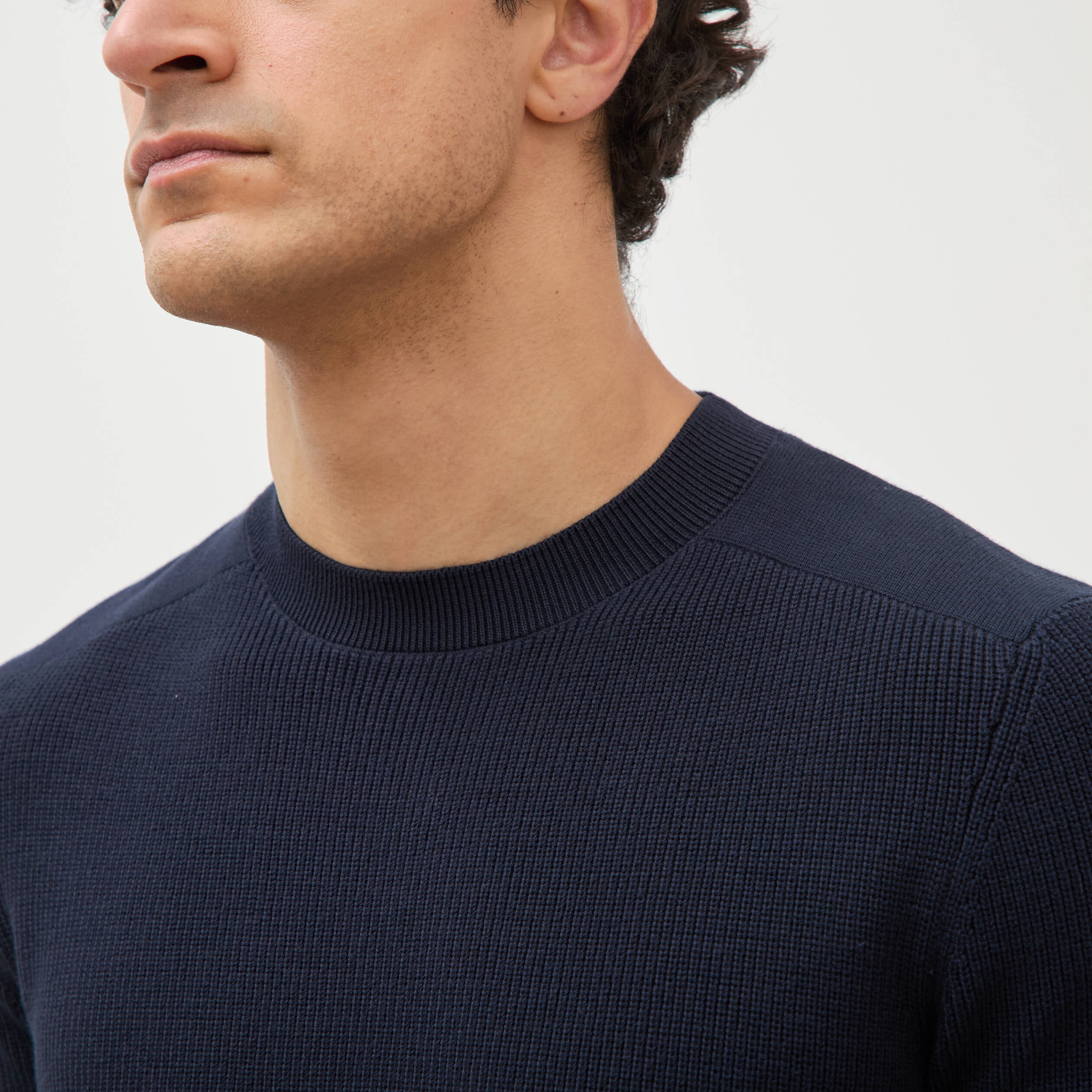 Pull manches longues col rond bleu marine homme