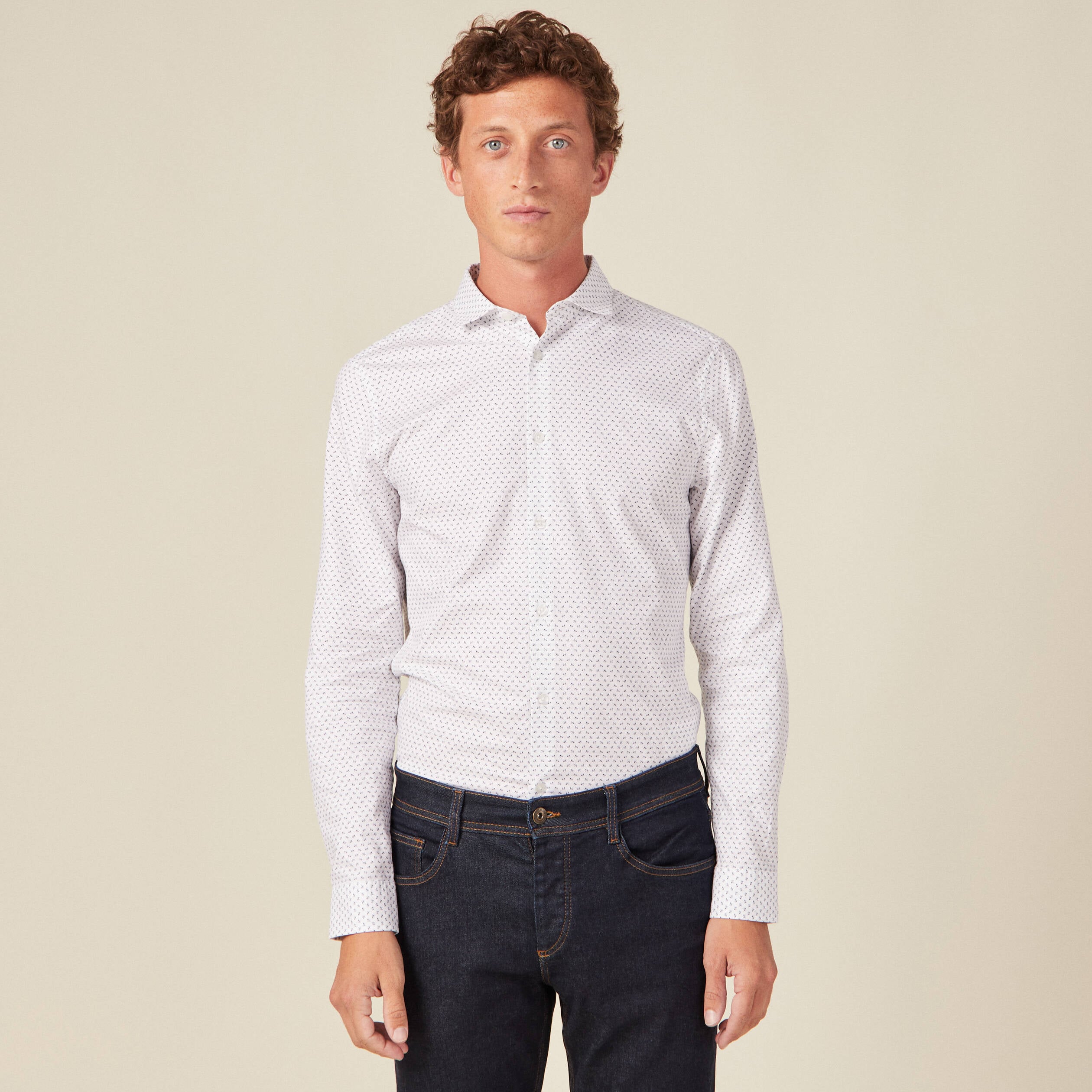 Chemise cintr&eacute;e en coton manches longues blanc homme