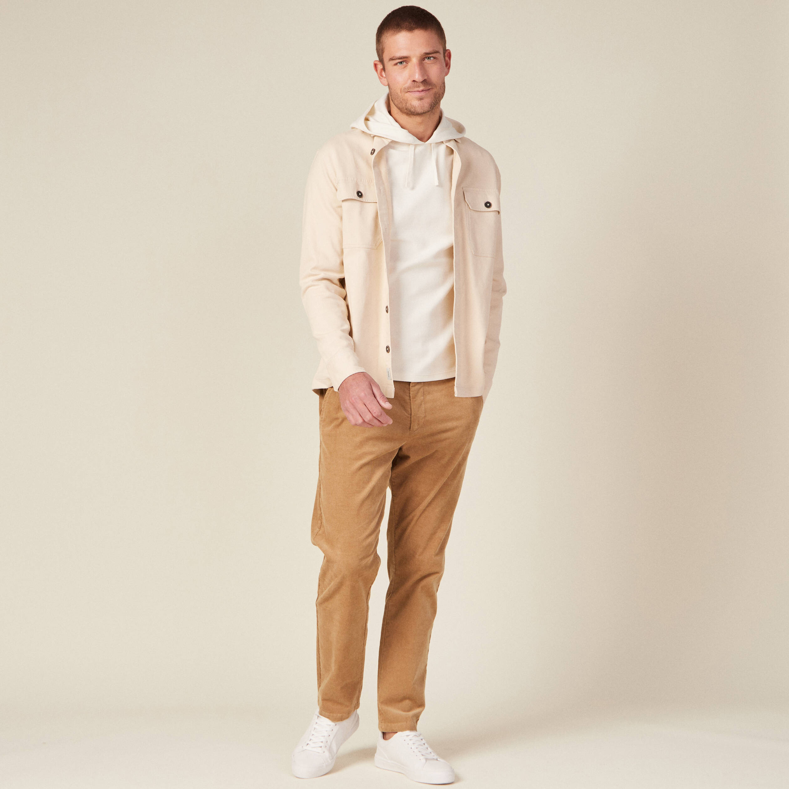 t shirt a capuche ecru homme T-shirt à capuche ecru homme