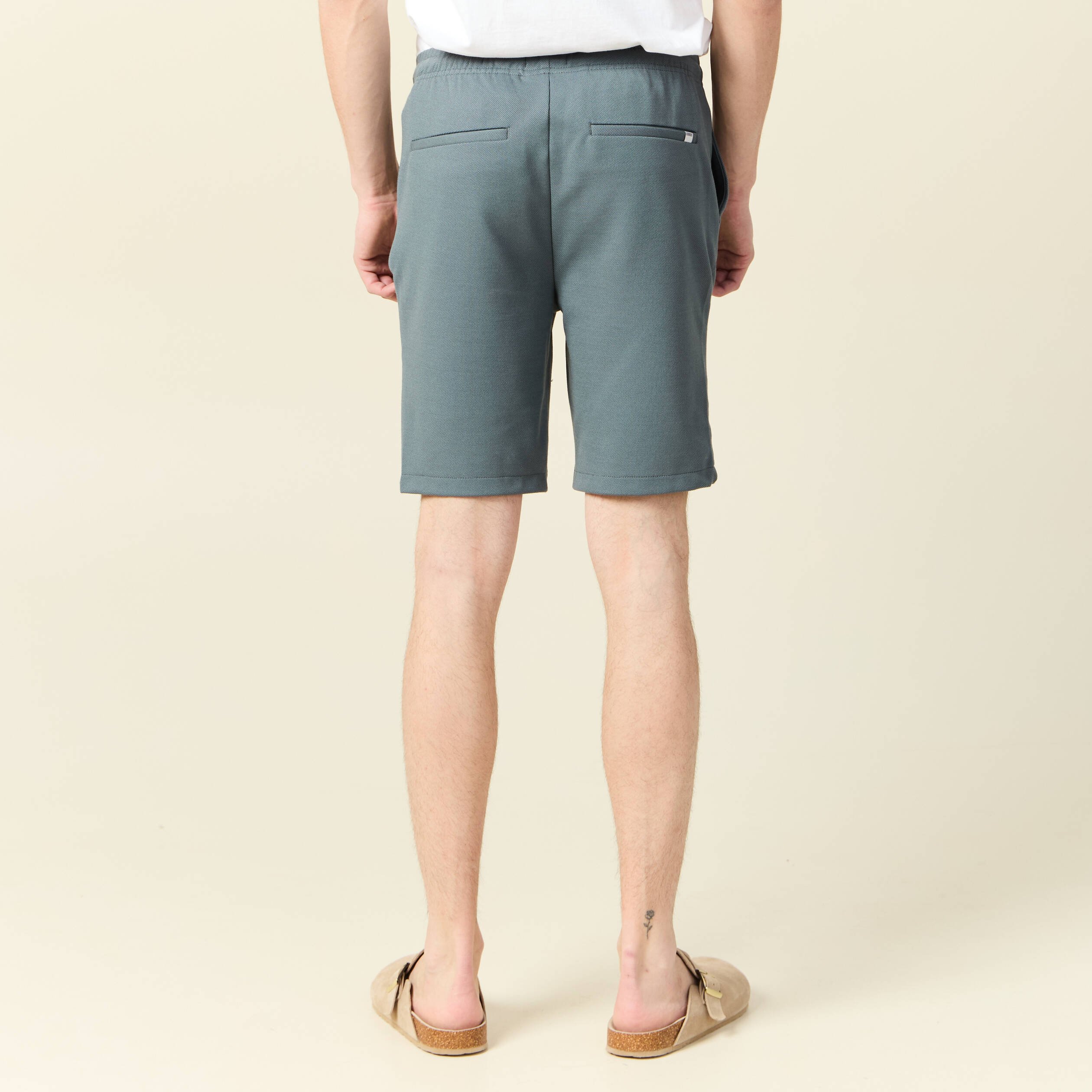 short droit avec cordon vert fonce homme Short droit avec cordon vert foncé homme
