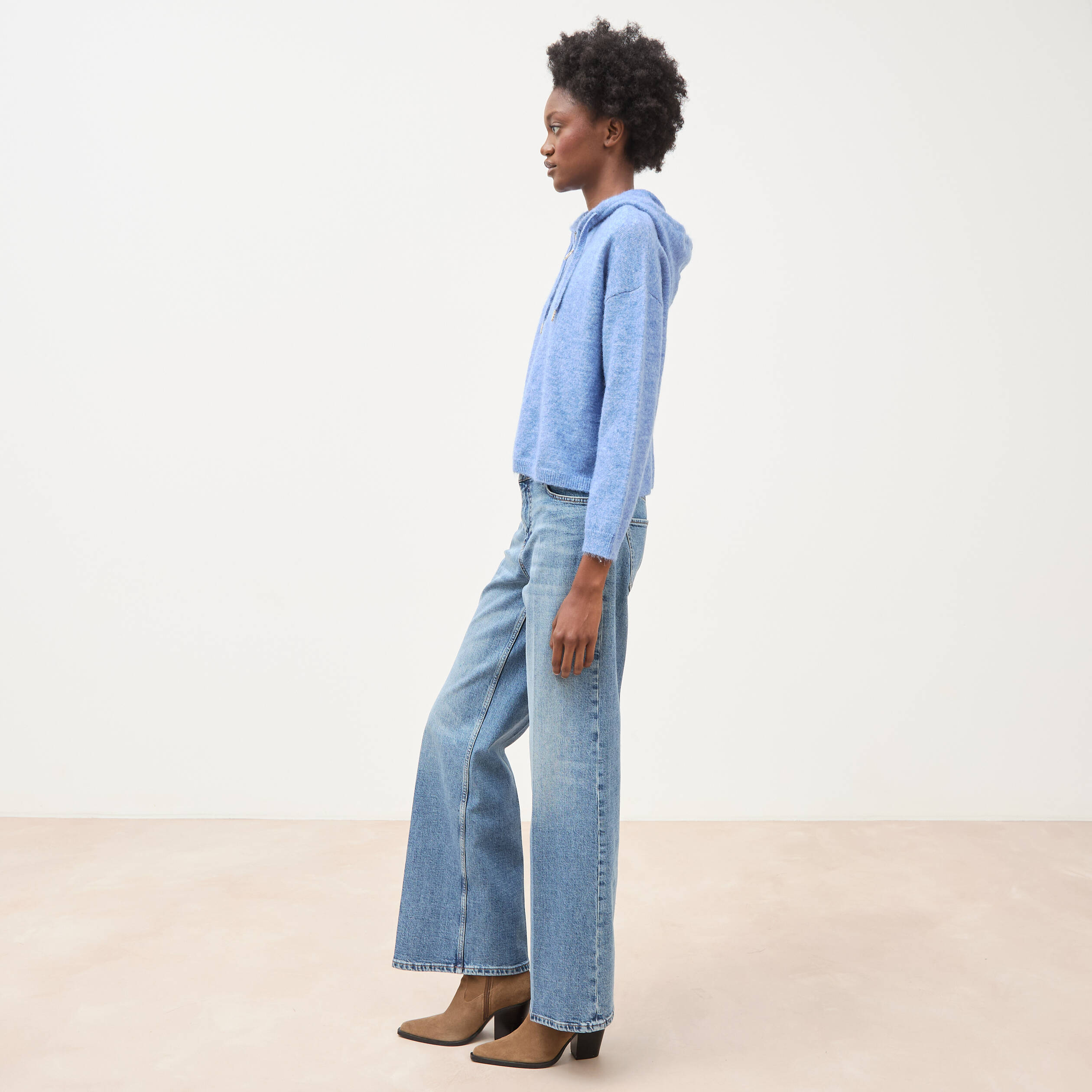 Pull &agrave; capuche zipp&eacute; bleu ciel femme