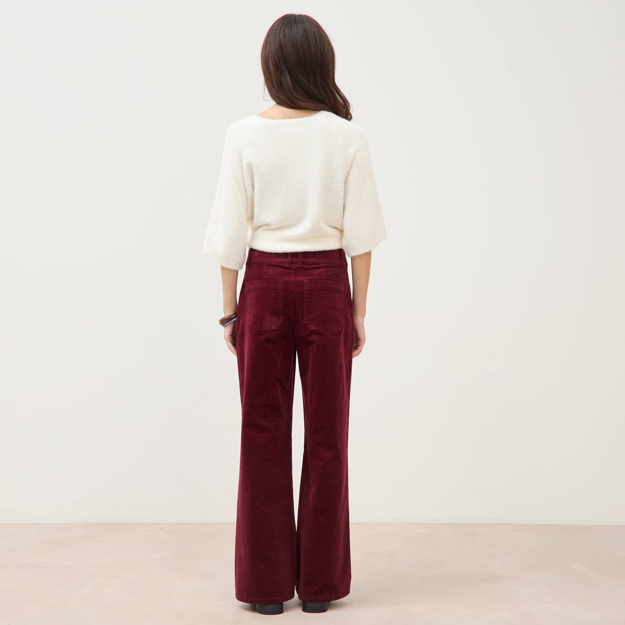 Pantalon flare taille haute en velours bordeaux femme