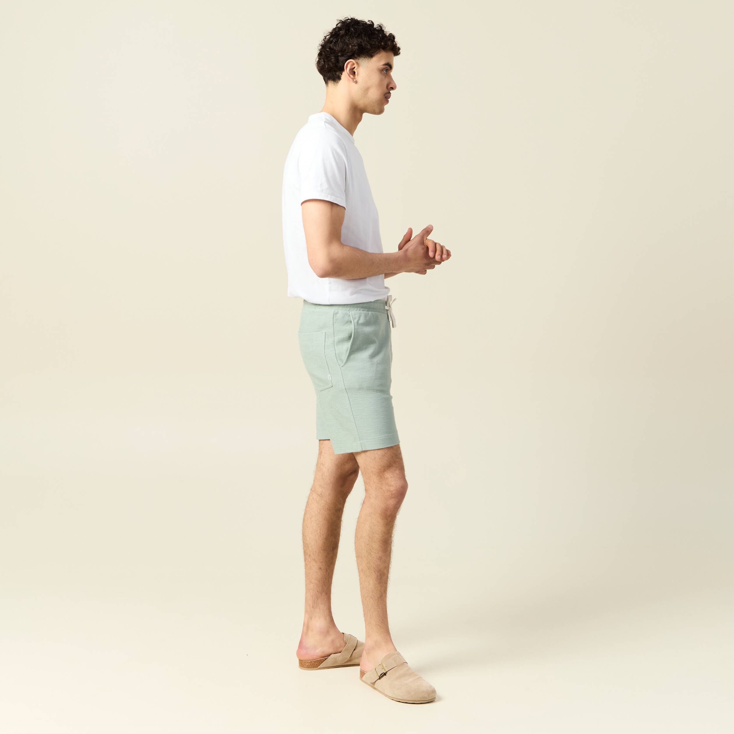 Short droit avec cordon vert olive homme