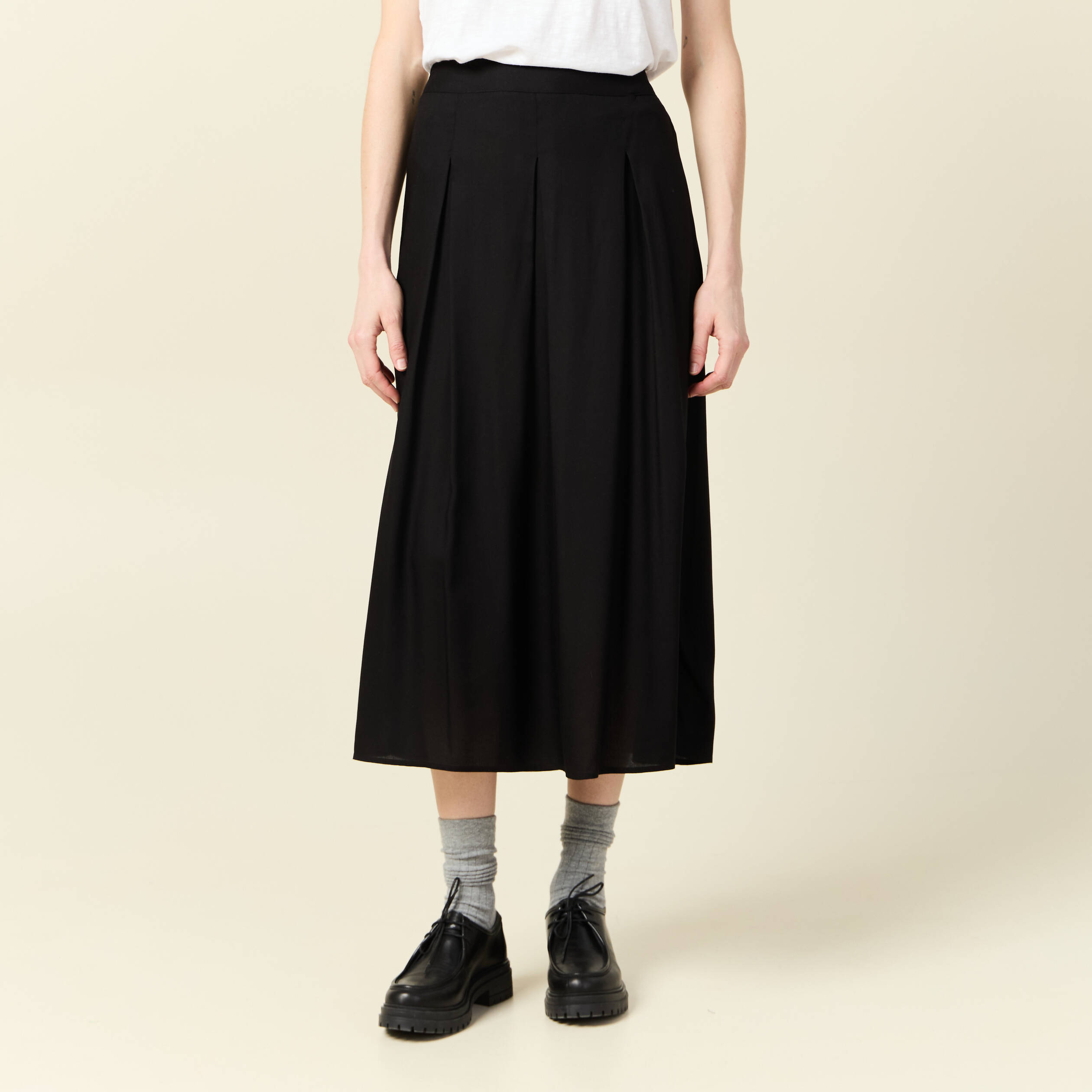 jupe longue evasee noir femme Jupe longue évasée noir femme
