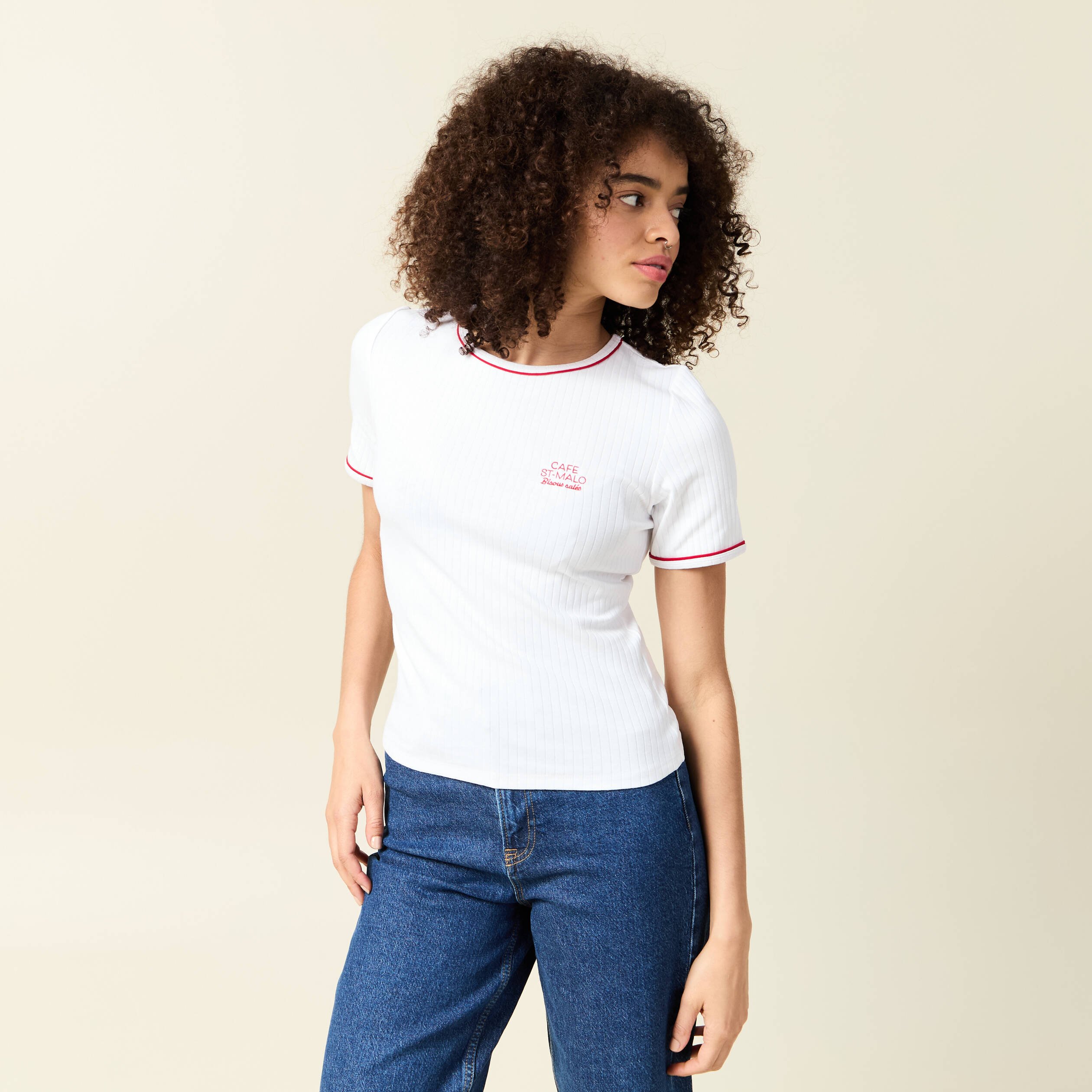 short ajuste court manches courtes blanc femme Short ajusté court manches courtes blanc femme