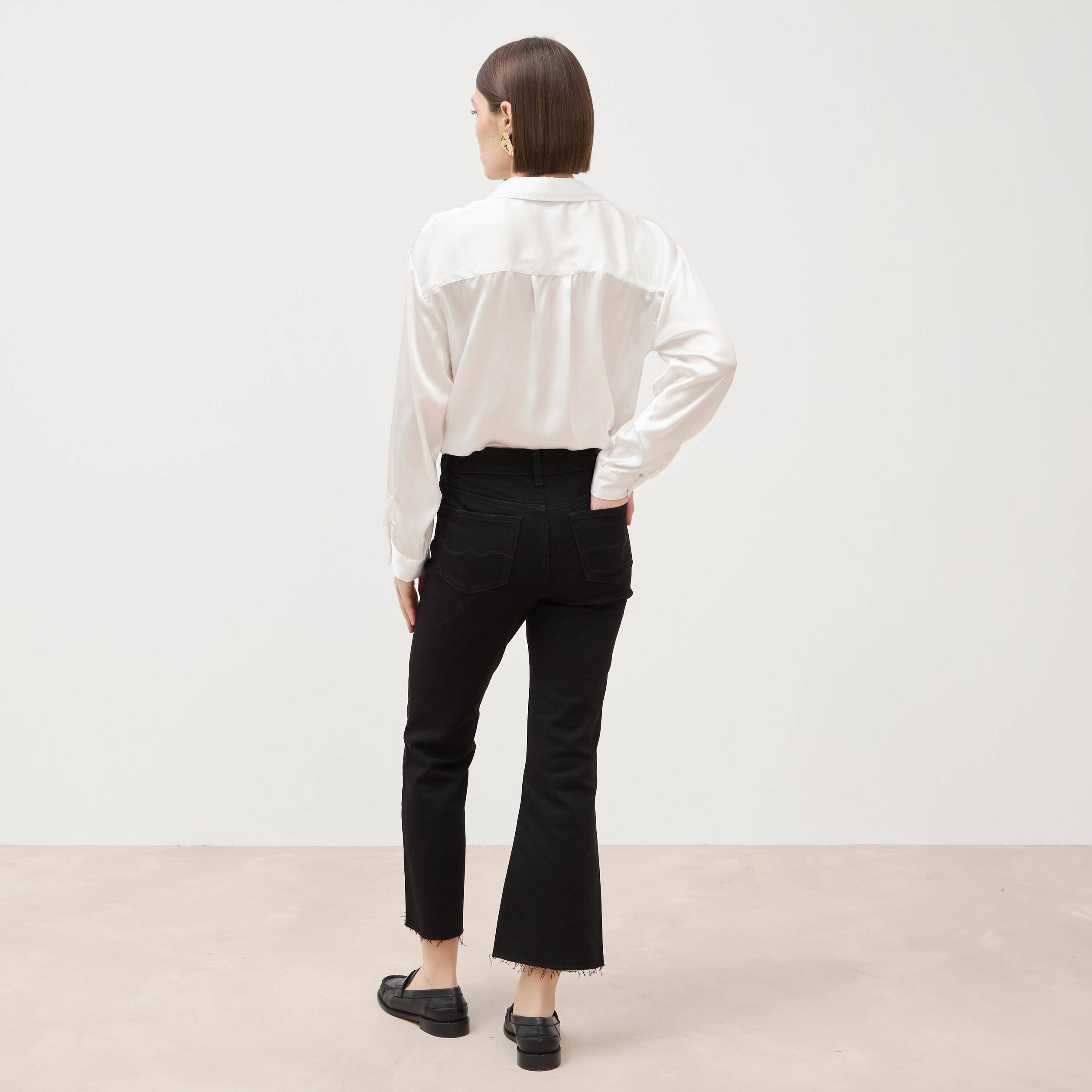 Jeans bootcut cropped taille bascul&eacute;e denim noir femme
