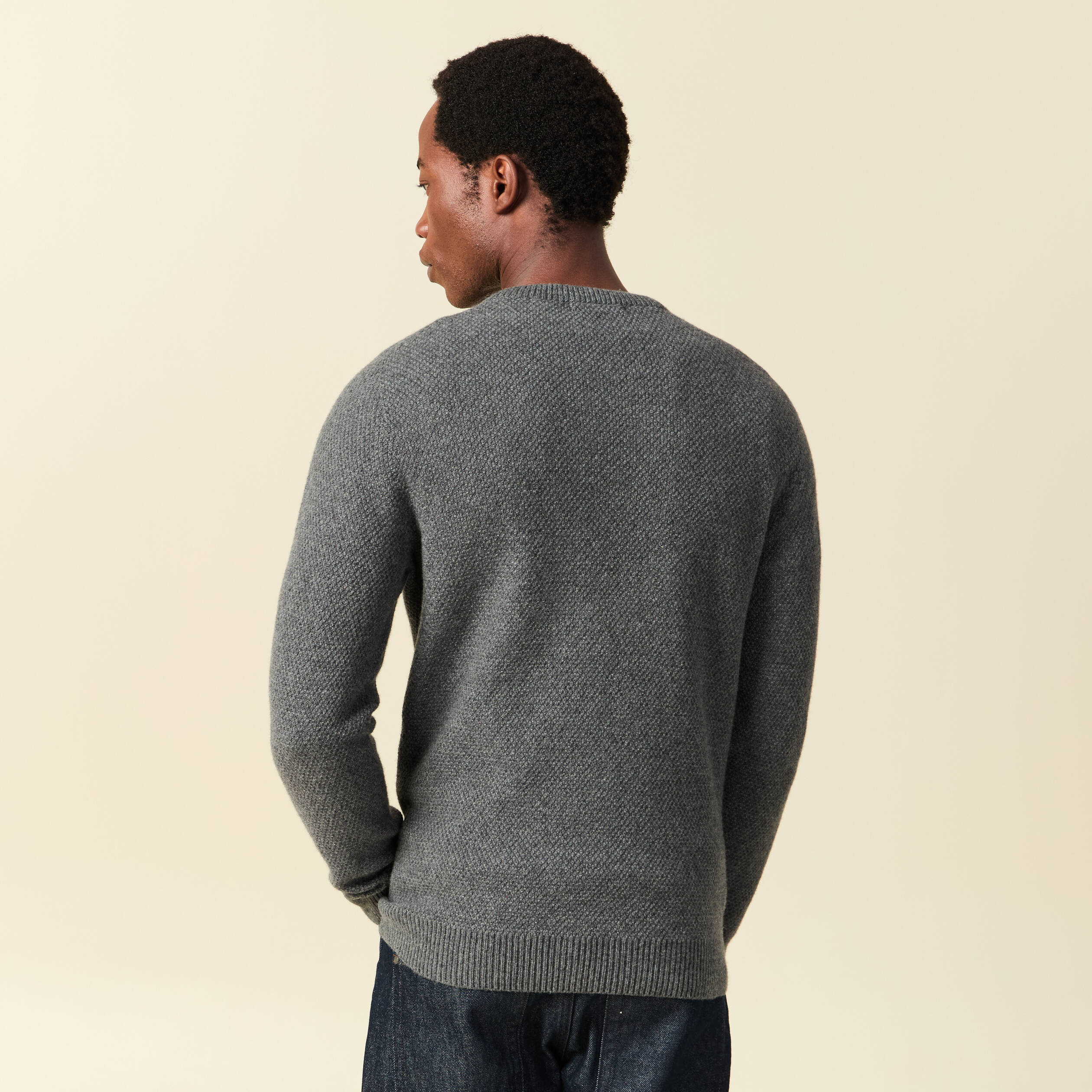 Pull manches longues fabriqu&eacute; en France gris fonc&eacute; homme