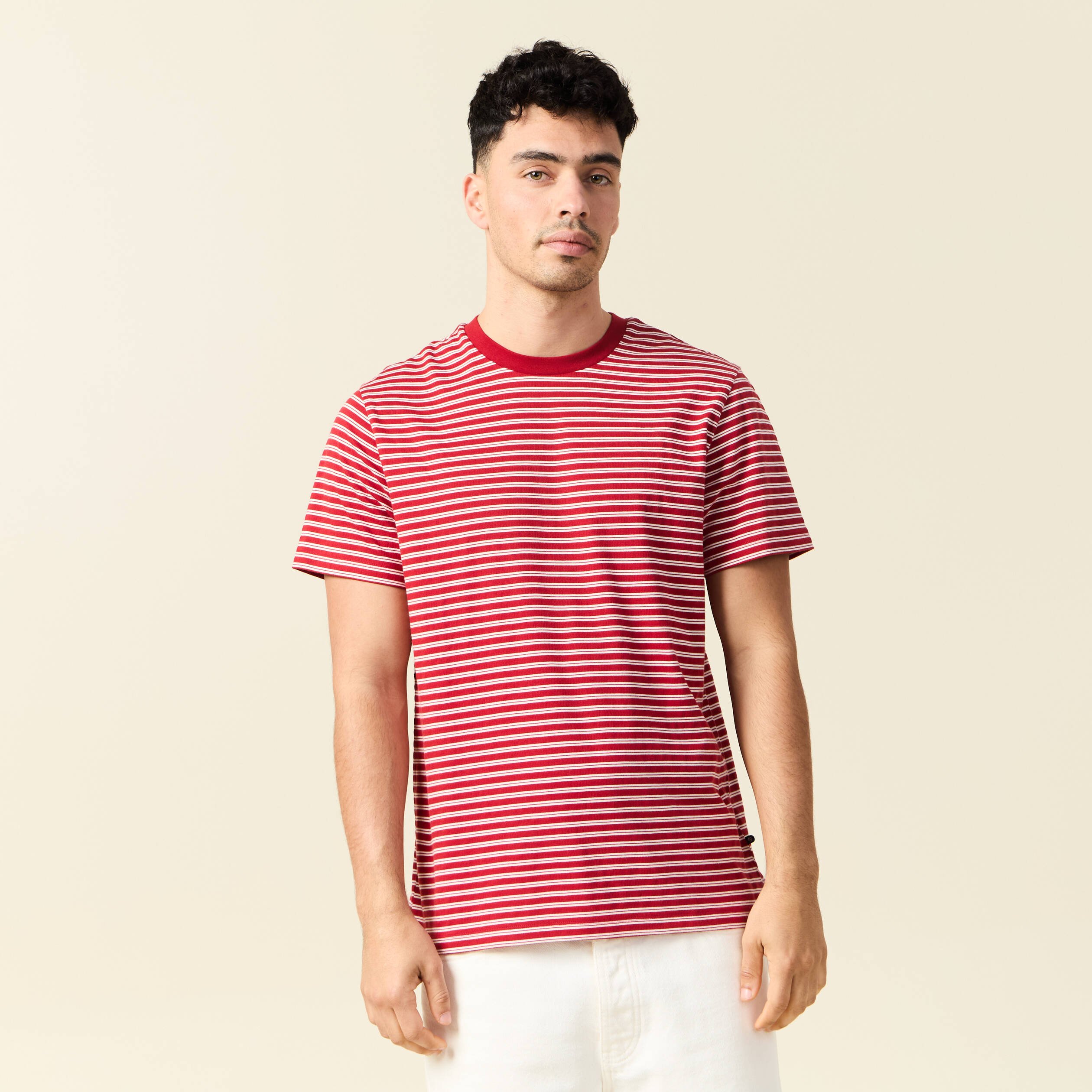 t shirt manches courtes rouge fonce homme T-shirt manches courtes rouge foncé homme