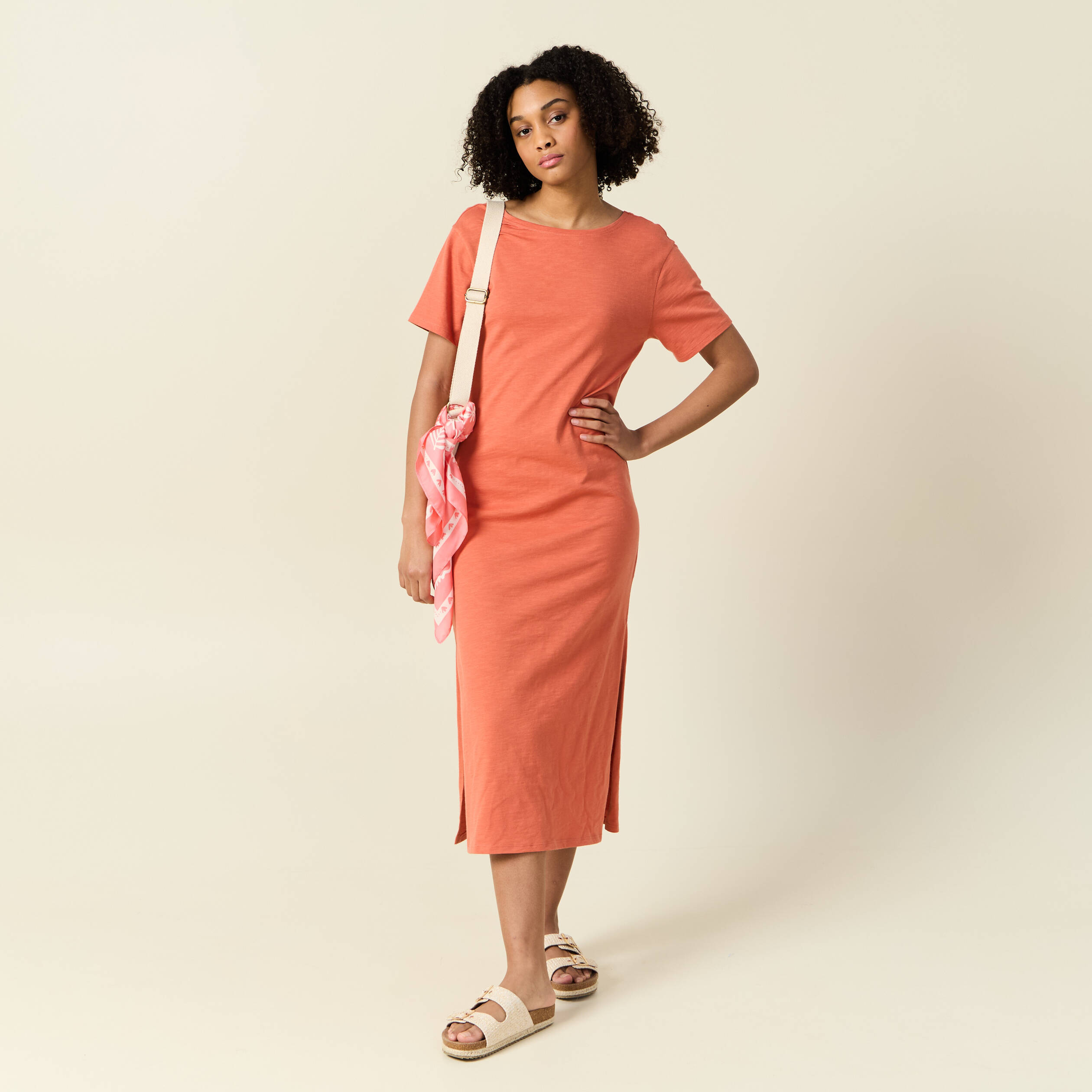 robe longue droite col rond terracotta femme Robe longue droite col rond terracotta femme