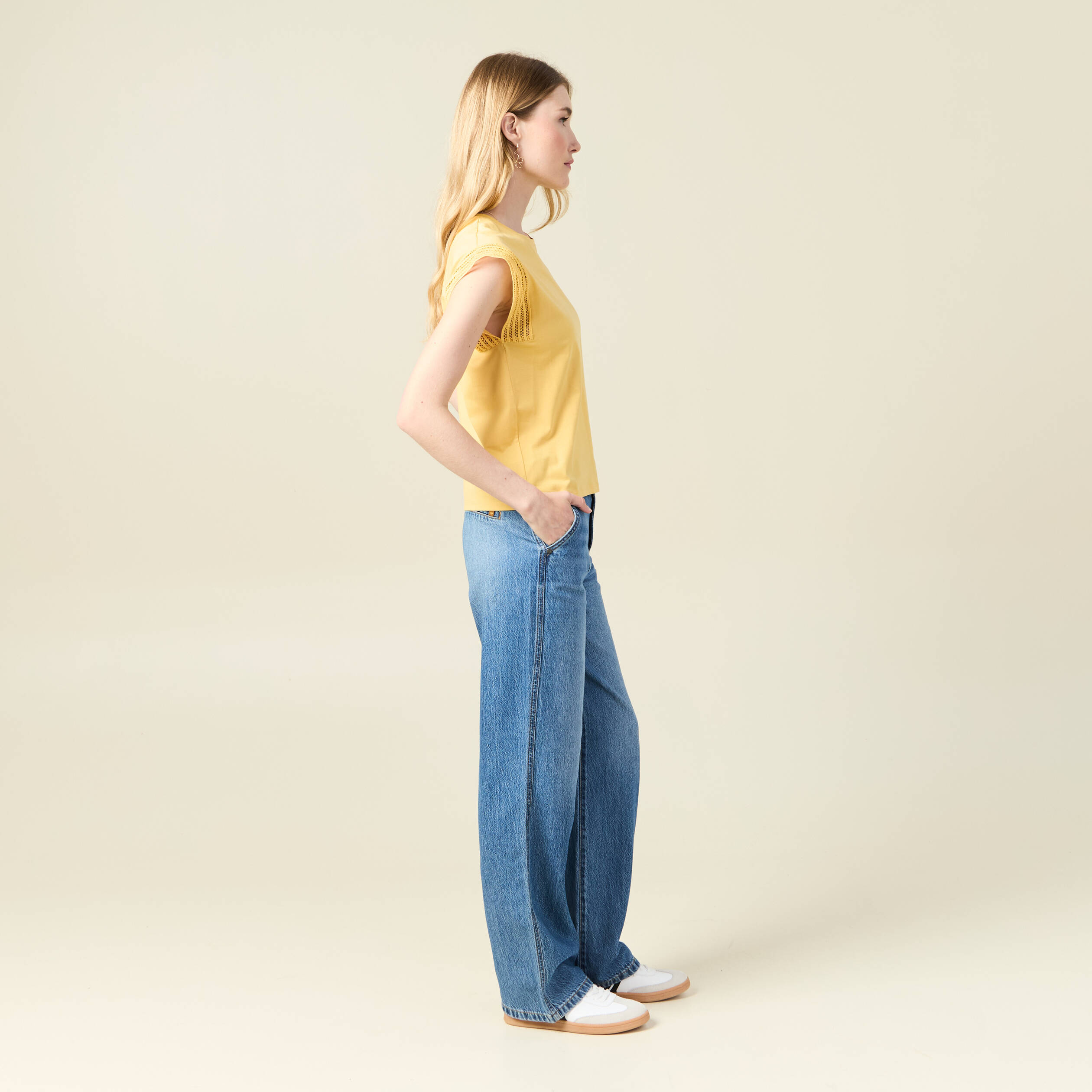 T-shirt manches courtes jaune moutarde femme